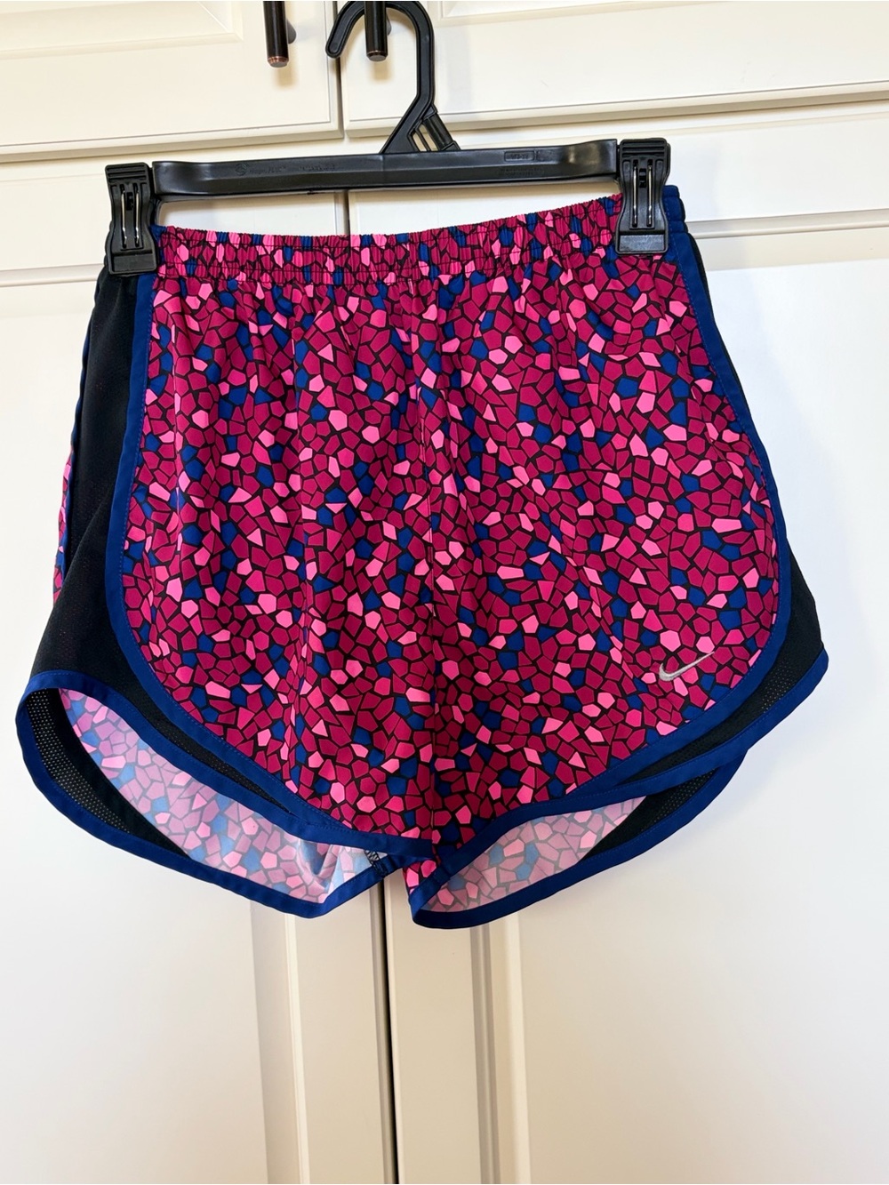 Nike Tempo Dri-Fit Running Shorts Pink/Navy Geometric Mosaic Print- Women’s S